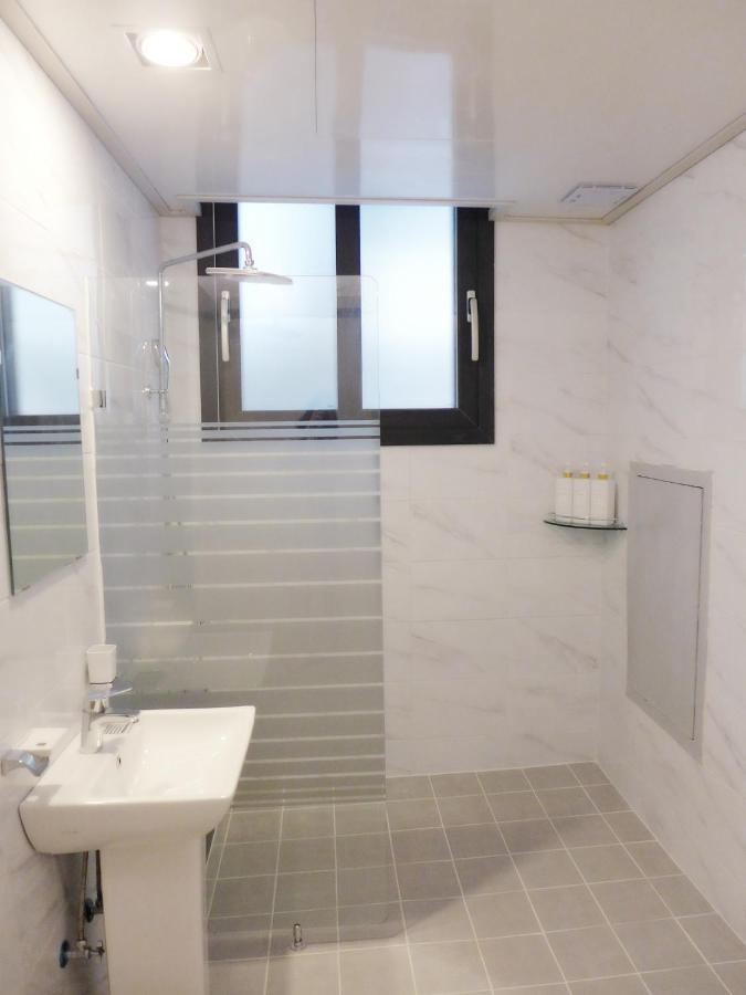 Picasso Guesthouse Mokpo Dış mekan fotoğraf